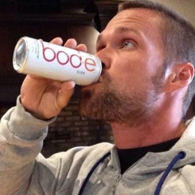 Drinking healthy is essential to maintaining good healthy lifestyle! Our contact info is listed on our website #Vemma + #Verve = #Bodē