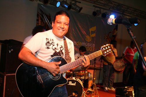 nivitoguedes's profile picture. Violonista, Cantor, Compositor e Engenheiro Civil / Amante da música, parceiro da natureza.