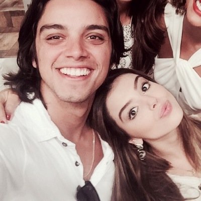 Fui seguir a namorada do Rodrigo Simas, mas apareceu editar perfil, que estranho.