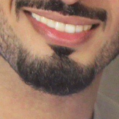 عماني مغرد
