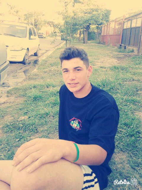 Pulgares hacia ariba me mantengo (: