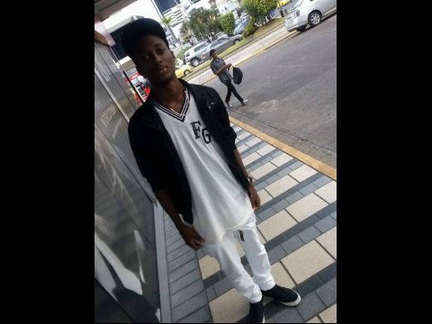 Artista De Panama Nacido El 14 De Octubre De 1996 Pertenese a La  Crew *Unruly Block* Contrataciones o Eventos : 61050963