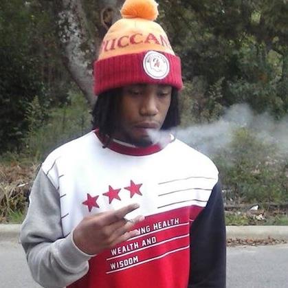 im a young nigga on that tryna get hood rich quick shit, don't trust them niggas they all telling even the ones you call yo rounds $M.O.F$ B.B.A