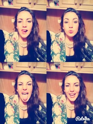 La curva más bonita de una mujer es su SONRISA :)