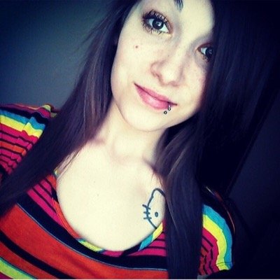 Holly_Lewis6's profile picture. hi