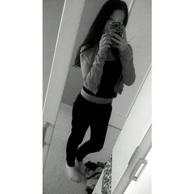 Instagram: Die_Linaaa
Snapchat: Lina_lalalala
Facebook: Lina Re
Kik: Lina_lalalala