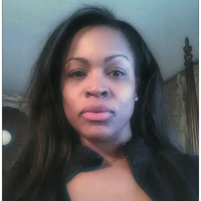 vadeboncoeu's profile picture. Like red wine...!