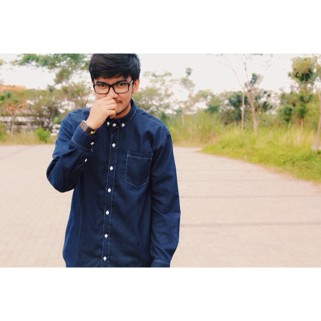 LFhazazi's profile picture. Graphic Design Widyatama '11, @chelseafc, #KTBFFH, Nocturnal, https://t.co/O1ctgjQJXj