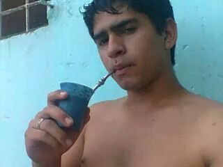 amo la musika y estar cn las personas qe kiero