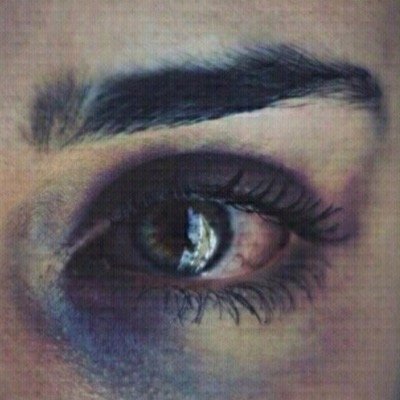 يتسائلون لمن اكتب ومن احب ولا يعلمون انني مازلت اكمل في حياتي قصه اعدمها النصيب '