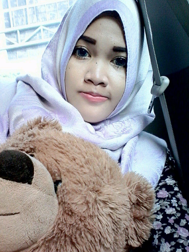 iindahPR's profile picture. Love my family's . Love my dear sailor Septian hadi perdana :*  ..LOVE YOU ALL