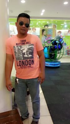 t_epals87's profile picture. kau pergi tanpa aku sedari. pergi kau pergi. puihhh... hahahahahahahaaa