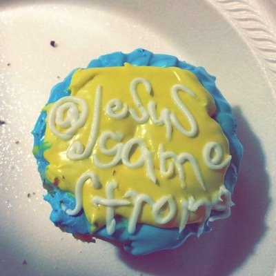 jesusgamestrong's profile picture. Three girls living that Catholic life #jesusgamestrong
#HOLYROLLERS4LYFE