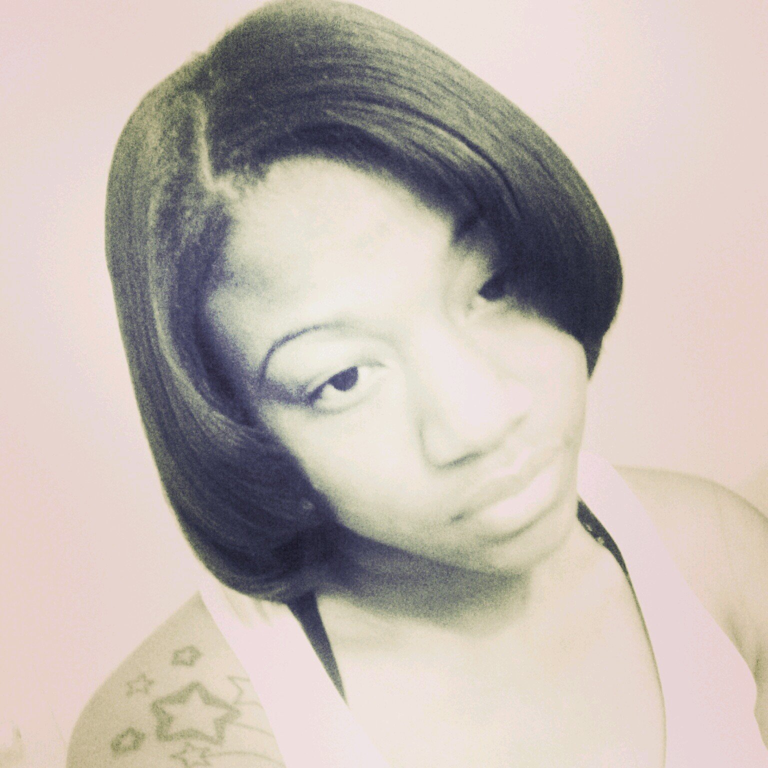 Fuck .. What Aint ' REAL ! Hit Dat Follow Button Wer I Follows Back!!!!!!