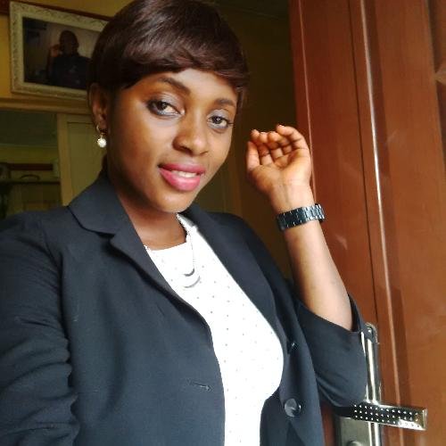 Cool easy going lady...like meeting new people to chat with!!!