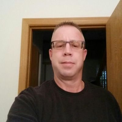 EhunterErik's profile picture. 