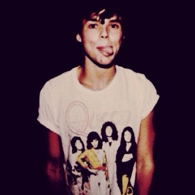 follow @akaMClifford bc she gave you a follow and you ain't Beyoncé. Ask for a follow back