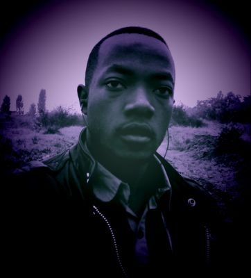 Simple but decent, humble, focused, speed junkie, #GOT| #SUITS| #MUFC fan. Always striving to be a better me than the me yesterday..Above all,a God fearing man