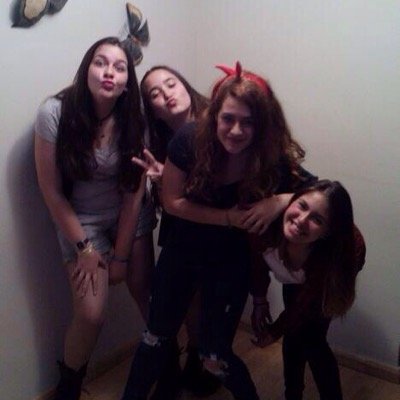 《Alba, Africa, Marina y Núria.》
Go watch our new cover of Castaway by 5sos :)
mixof99contact@gmail.com