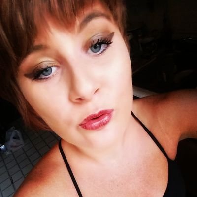 HOE SHUT THE FUCK UP I GOT WAY TO MUCH ON MY MENTAL