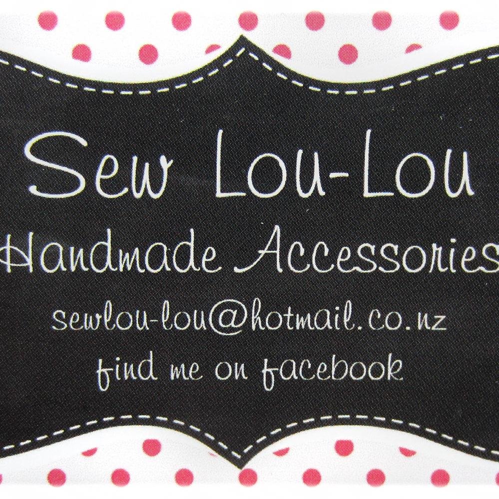 Crafter and creator of Sew Lou-Lou Handmade Accessories, Mummy to Lily Rose, living in beautiful NZ. Instagram @sewlou_lou