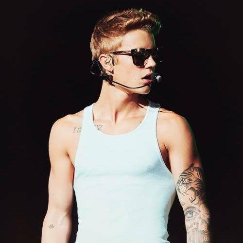I'm belieber since 2009 3 and I love Lil Wayne and Ariana Grande