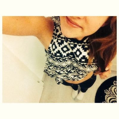 -Lucii
-Single
-Horse 
-Sport