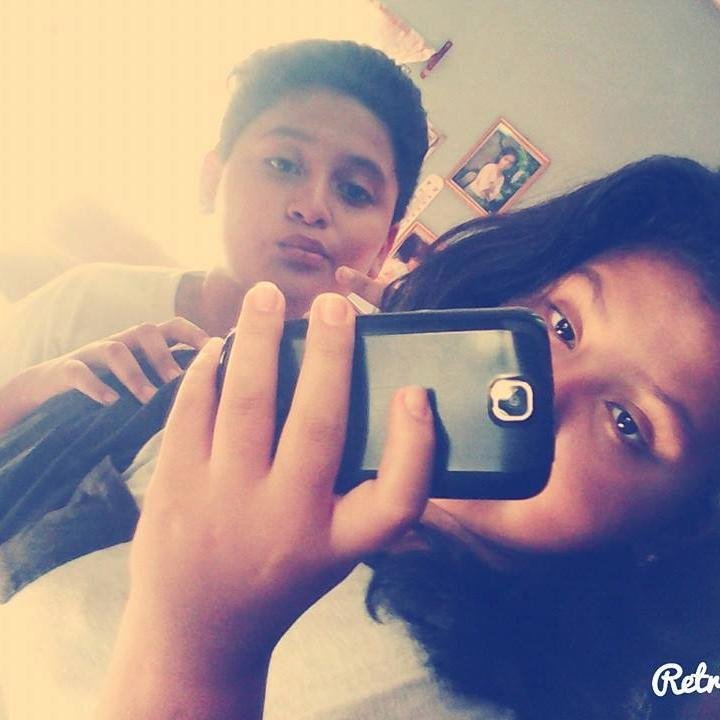 Mi vida es Unica,Y Nadie me la Arrebatara, La vivo como Quiera no Como Alguien Quiera:) ☺®