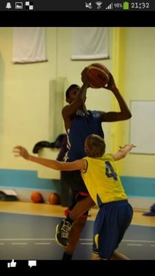 Maxo942's profile picture. 