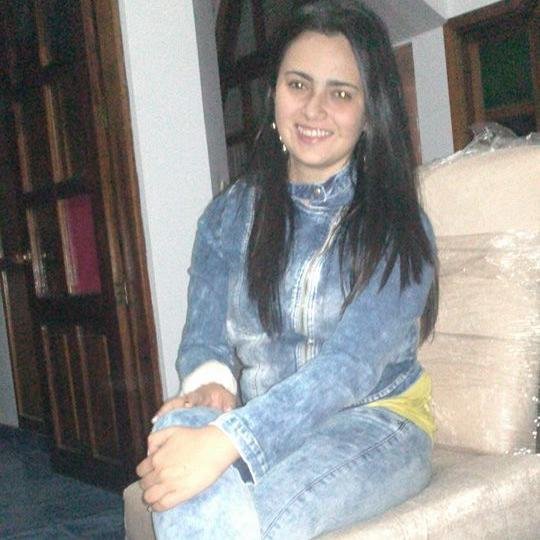 Estefy1093's profile picture. 