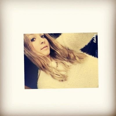 heee schatje ! ik hou van je ! je bent echt mn beste vriendinnetje. ik zal er altijd voor je zijn. i love you! kusje tess