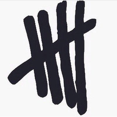 fux5sos's profile picture. im in a fandom we do weird shit sometimes
