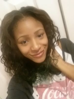 crazy,funny like to sing,dance,act,and hanging out 
with friend 
@OhThatsUnique #1 wife
#TeamGemini
Life is no longer the same its changing why cuz im older