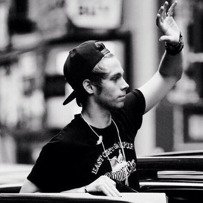 Free Follow from @Luke_Zeppelin