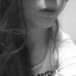 rowyoar's profile picture. Stay at home mommy to two adorable kidlets, and Blockhead ;)