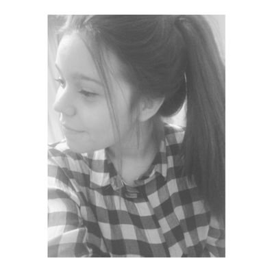 Estudiante de enfermería y deportivista de nacimiento. BRANCH. N-DITAS.