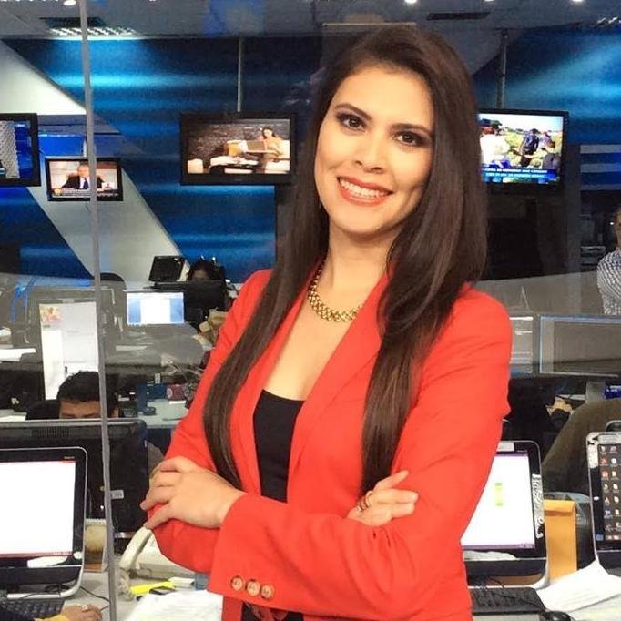 De lunes a viernes a las 07:00 p.m por  @noticias_tvperu  7.3 bajo la conducción de Violeta Reaño @morellaviole