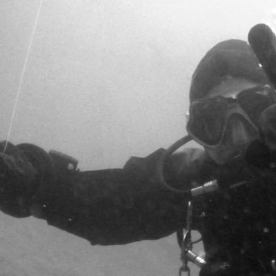 divemone's profile picture. passionate scuba diver girl