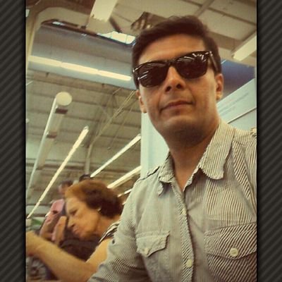 OsCarCe15's profile picture. 