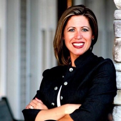 Sandwiched between the baby boomers and the millennials I have the benefit of both worlds! Follow me to learn why.