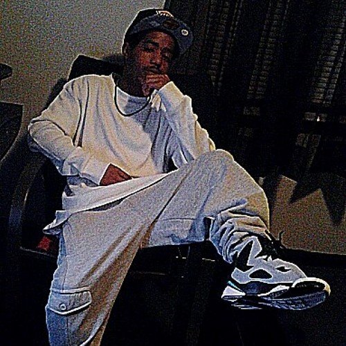S.P.T. 1exit7 90's baby.. Boss of My Own Empire, Proud #Dad to be.. The connect..