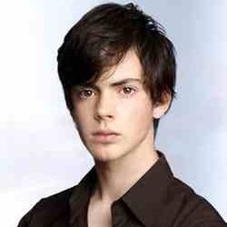 •Son of Hades• •Nico's baby brother (by 1 month)• •#Crushing• •@PercysSisterNik is my Best… Friend• •17•