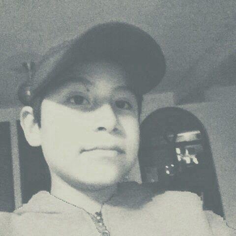 Siempre hay que estar feliz todos los dias del año #SoyDePumas #AquiEstaElTri tratando de ser una mejor persona y un mejor tuitero sigueme y te sigo