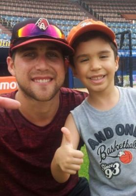 Con Fe en mi Chinita amante de Beisbol