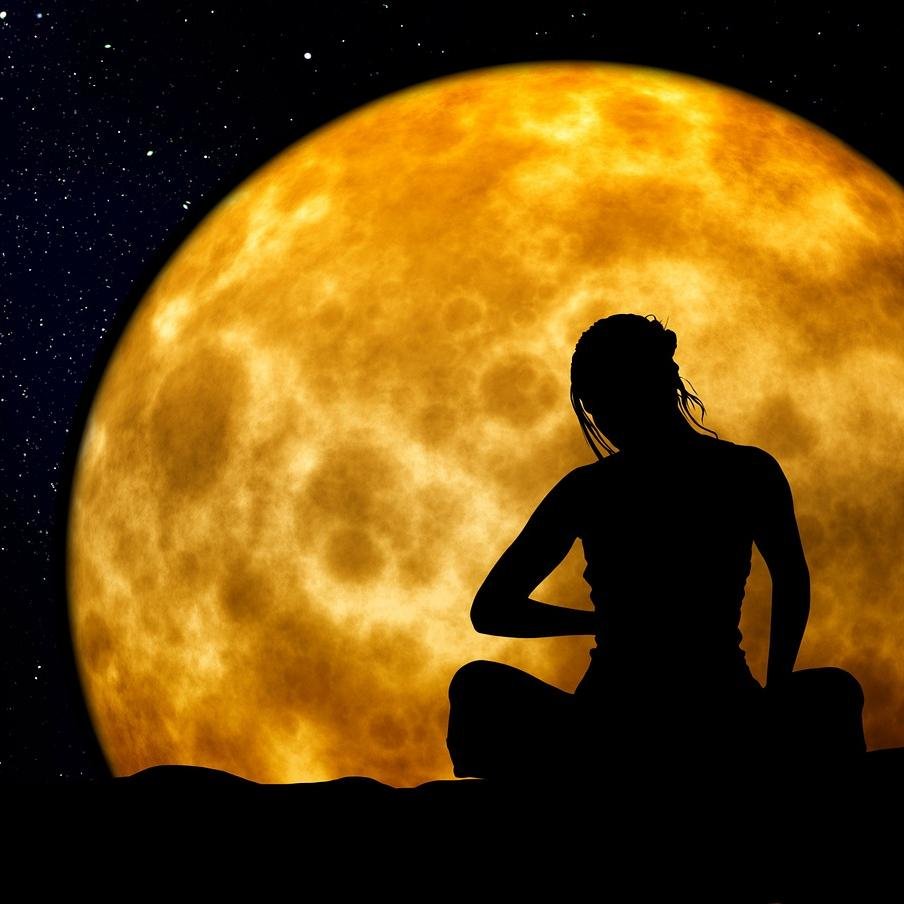 When there are thoughts, it is distraction: when there are no thoughts, it is meditation.
Ramana Maharshi