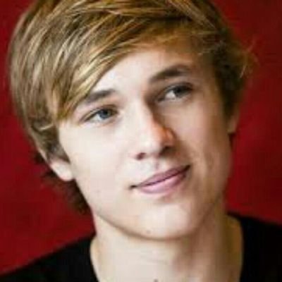 9c4b652279b3494's profile picture. Hello