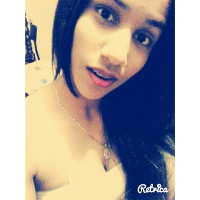 Crisleradecora's profile picture. Un desastre de adolescente, amante del Rap/Dance/@CrislerOficial. Comprometida desde el 17 de Diciembre del 2012. Instagram: valentinacorvo