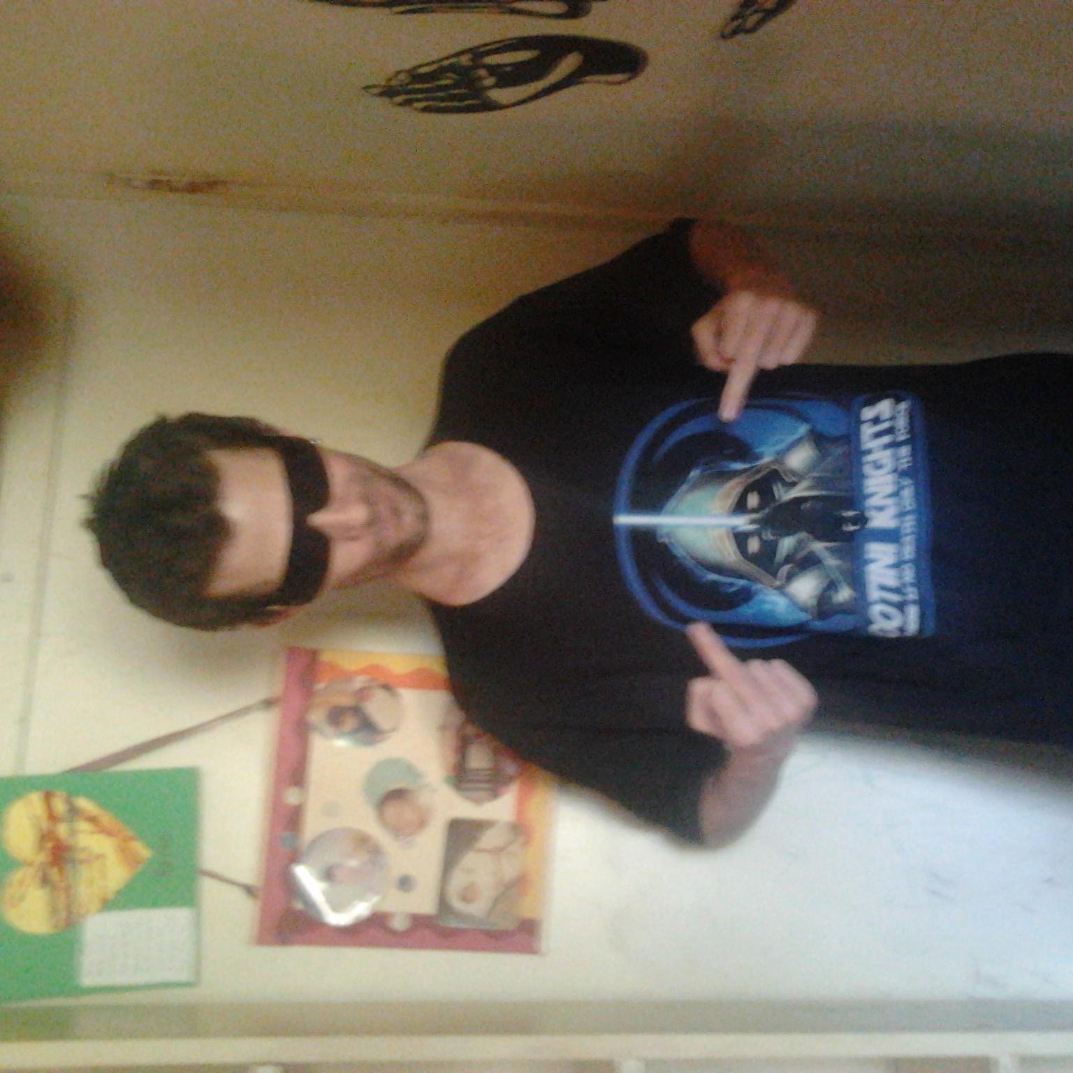 bigfatpj's profile picture. what is this krap and why do i need an account?   also an active game player, complete asshole and all round aussie guy