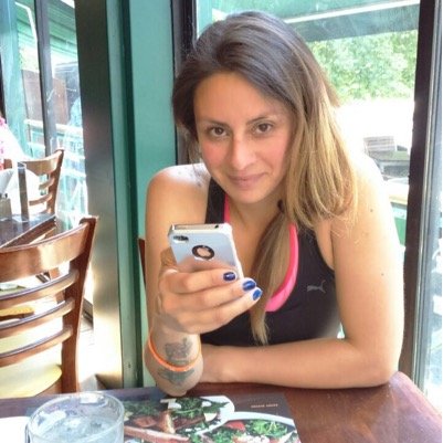 Creo en el complemento del desarrollo del intelecto y cuerpo sano como filosofia de vida.