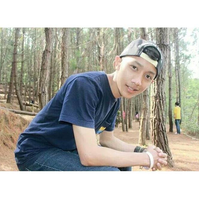 fachryibnu21's profile picture. I'm always LOVE you Tania.